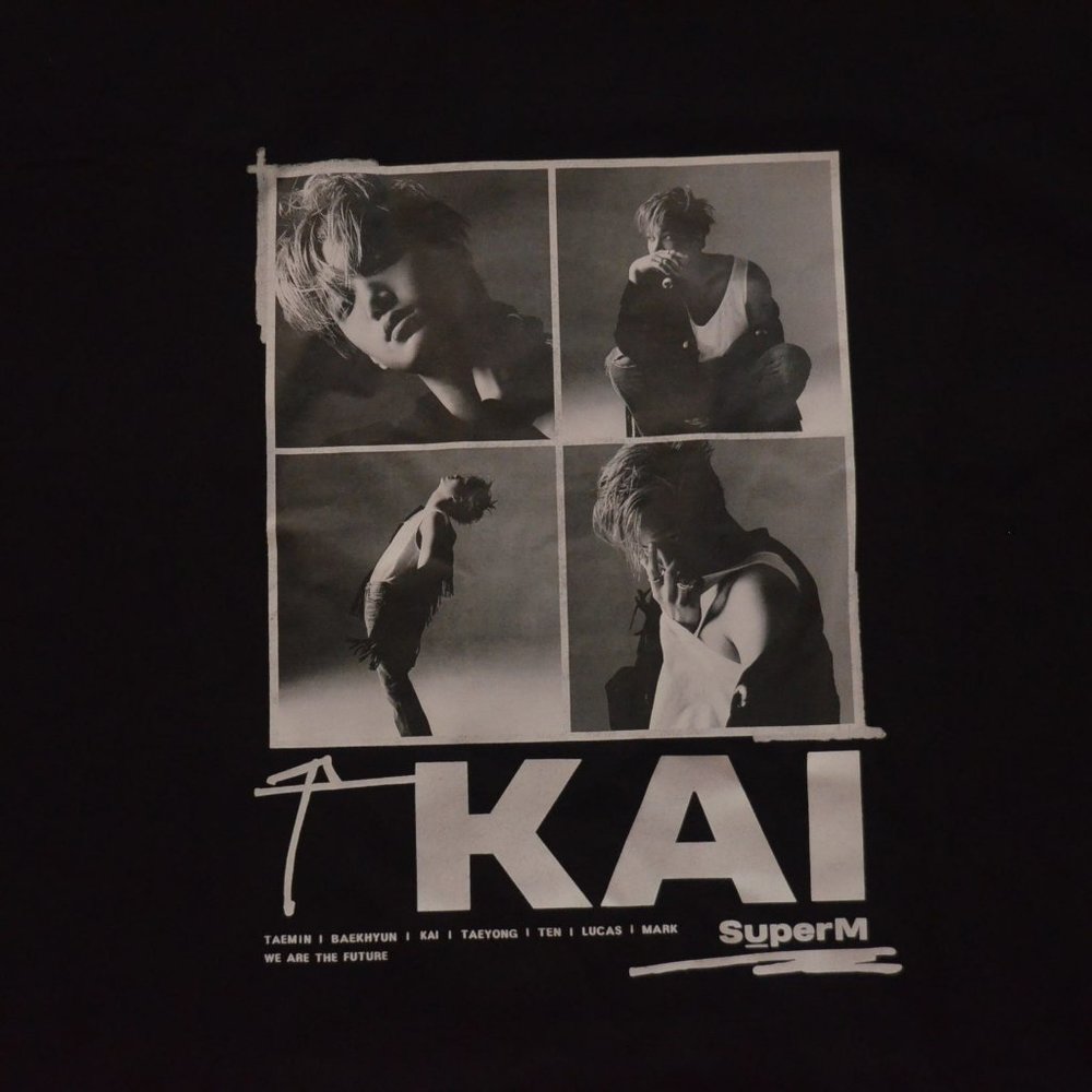 Kai SuperM K-Pop EXO T-Shirt Size Large (RUNS WIDE SEE MEASUREMENTS)